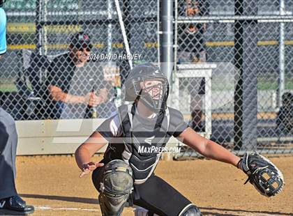 Thumbnail 3 in Golden vs Bear Creek photogallery.
