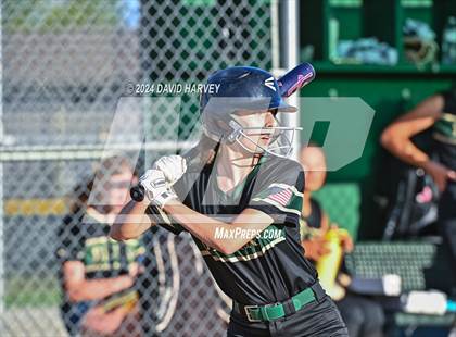 Thumbnail 2 in Golden vs Bear Creek photogallery.