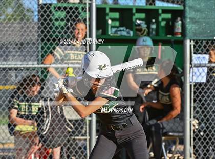 Thumbnail 2 in Golden vs Bear Creek photogallery.