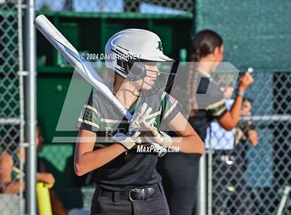 Thumbnail 2 in Golden vs Bear Creek photogallery.