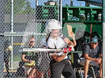 Thumbnail 1 in Golden vs Bear Creek photogallery.