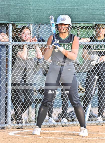 Thumbnail 1 in Golden vs Bear Creek photogallery.
