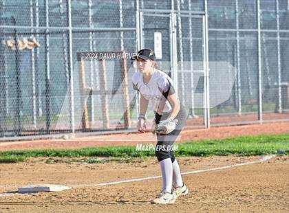 Thumbnail 1 in Golden vs Bear Creek photogallery.
