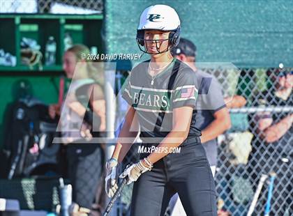 Thumbnail 3 in Golden vs Bear Creek photogallery.