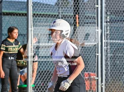 Thumbnail 1 in Golden vs Bear Creek photogallery.