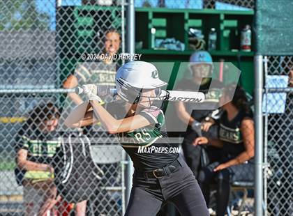 Thumbnail 3 in Golden vs Bear Creek photogallery.