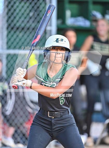 Thumbnail 2 in Golden vs Bear Creek photogallery.