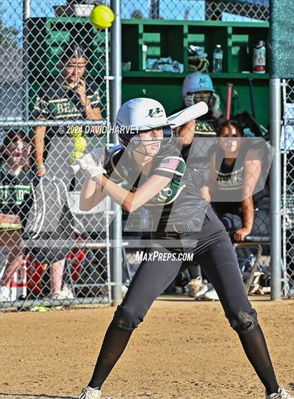 Thumbnail 3 in Golden vs Bear Creek photogallery.