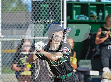 Thumbnail 3 in Golden vs Bear Creek photogallery.
