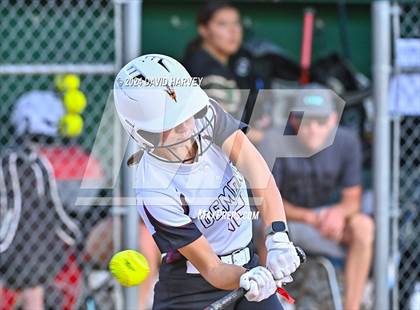 Thumbnail 3 in Golden vs Bear Creek photogallery.