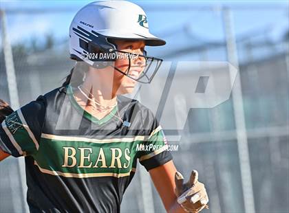 Thumbnail 2 in Golden vs Bear Creek photogallery.