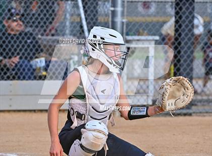 Thumbnail 2 in Golden vs Bear Creek photogallery.