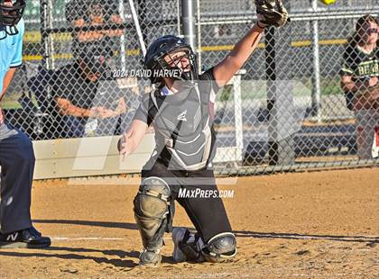 Thumbnail 3 in Golden vs Bear Creek photogallery.