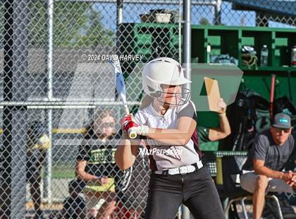 Thumbnail 3 in Golden vs Bear Creek photogallery.