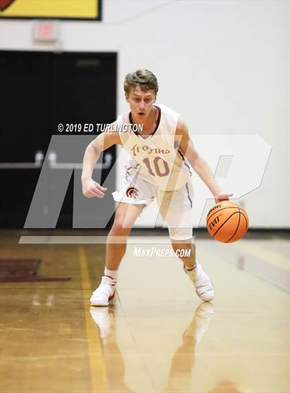 Thumbnail 1 in Cherokee @ Lassiter photogallery.