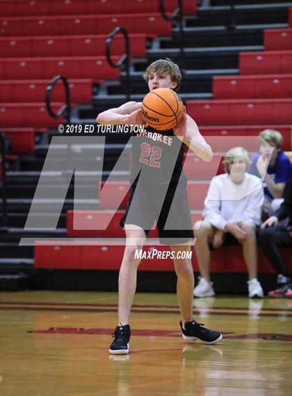 Thumbnail 1 in Cherokee @ Lassiter photogallery.