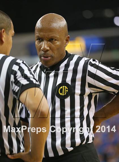 Thumbnail 3 in Folsom vs. St. John Bosco (CIF State D2 Final) photogallery.