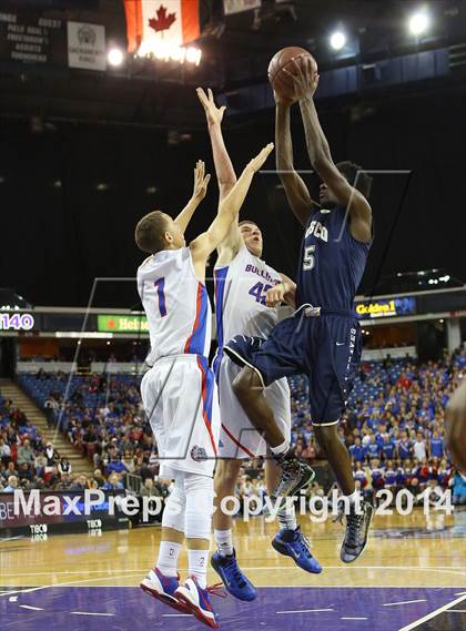 Thumbnail 3 in Folsom vs. St. John Bosco (CIF State D2 Final) photogallery.