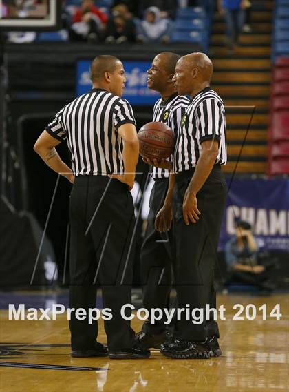 Thumbnail 1 in Folsom vs. St. John Bosco (CIF State D2 Final) photogallery.