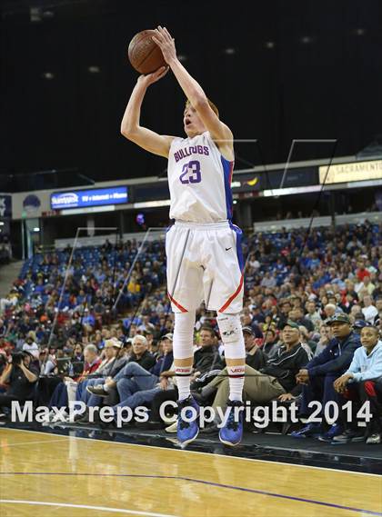 Thumbnail 1 in Folsom vs. St. John Bosco (CIF State D2 Final) photogallery.