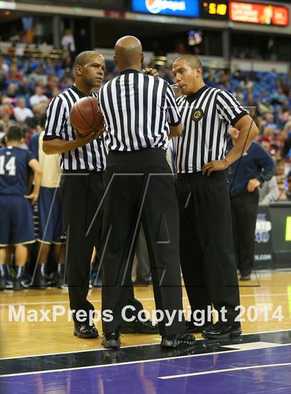 Thumbnail 3 in Folsom vs. St. John Bosco (CIF State D2 Final) photogallery.