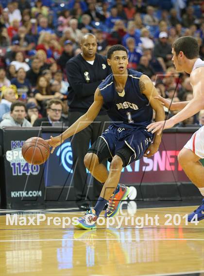 Thumbnail 3 in Folsom vs. St. John Bosco (CIF State D2 Final) photogallery.