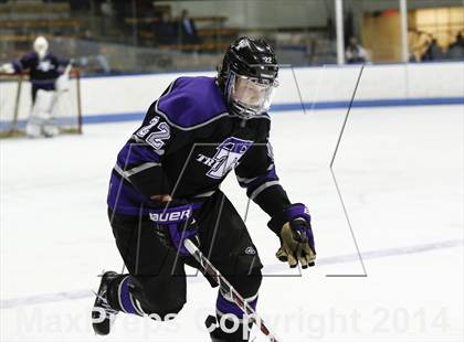 Thumbnail 1 in Newtown vs. Tri-Town (CIAC Division III Semifinal) photogallery.