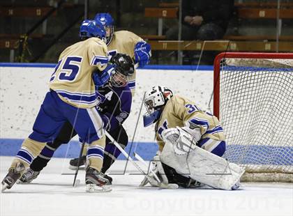 Thumbnail 1 in Newtown vs. Tri-Town (CIAC Division III Semifinal) photogallery.