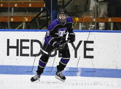 Thumbnail 3 in Newtown vs. Tri-Town (CIAC Division III Semifinal) photogallery.