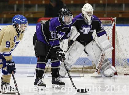 Thumbnail 1 in Newtown vs. Tri-Town (CIAC Division III Semifinal) photogallery.