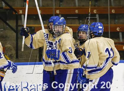 Thumbnail 1 in Newtown vs. Tri-Town (CIAC Division III Semifinal) photogallery.