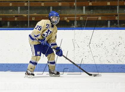 Thumbnail 1 in Newtown vs. Tri-Town (CIAC Division III Semifinal) photogallery.
