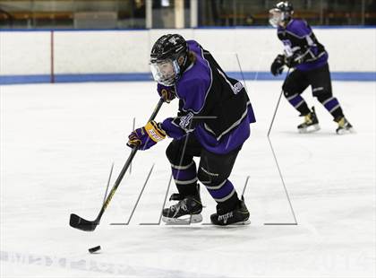 Thumbnail 2 in Newtown vs. Tri-Town (CIAC Division III Semifinal) photogallery.