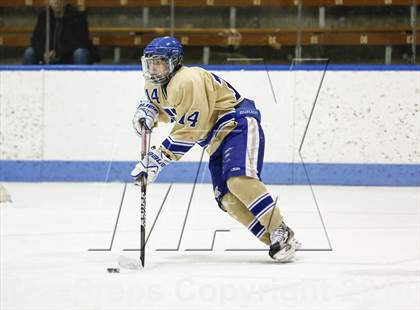 Thumbnail 1 in Newtown vs. Tri-Town (CIAC Division III Semifinal) photogallery.
