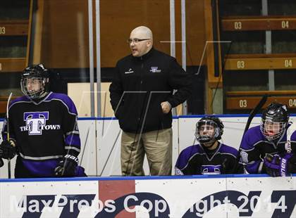 Thumbnail 1 in Newtown vs. Tri-Town (CIAC Division III Semifinal) photogallery.