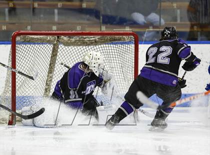 Thumbnail 1 in Newtown vs. Tri-Town (CIAC Division III Semifinal) photogallery.