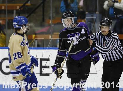 Thumbnail 2 in Newtown vs. Tri-Town (CIAC Division III Semifinal) photogallery.