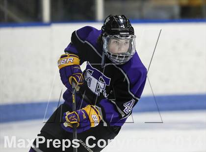 Thumbnail 2 in Newtown vs. Tri-Town (CIAC Division III Semifinal) photogallery.