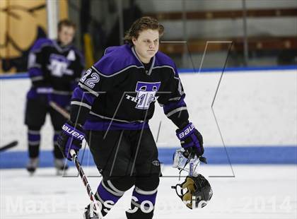 Thumbnail 1 in Newtown vs. Tri-Town (CIAC Division III Semifinal) photogallery.