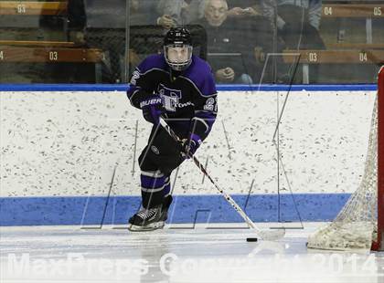 Thumbnail 1 in Newtown vs. Tri-Town (CIAC Division III Semifinal) photogallery.