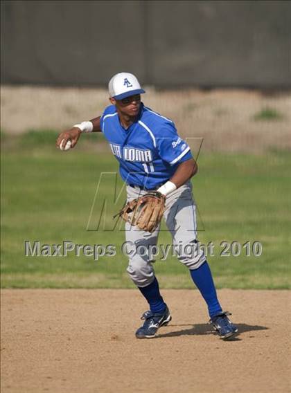 Thumbnail 1 in Alta Loma @ Etiwanda photogallery.