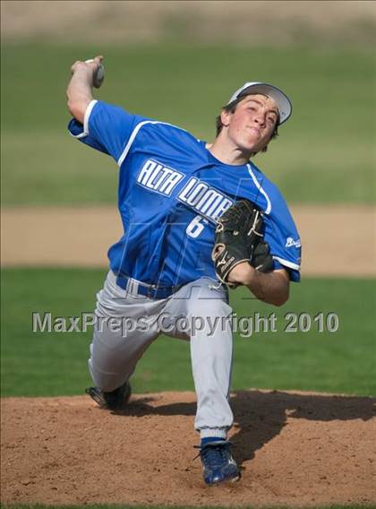 Thumbnail 1 in Alta Loma @ Etiwanda photogallery.