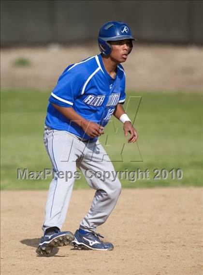 Thumbnail 3 in Alta Loma @ Etiwanda photogallery.