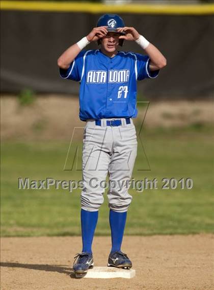 Thumbnail 3 in Alta Loma @ Etiwanda photogallery.
