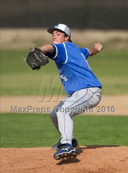 Thumbnail 1 in Alta Loma @ Etiwanda photogallery.