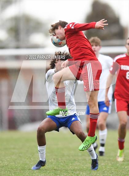 Thumbnail 3 in Mandeville @ Archbishop Rummel photogallery.
