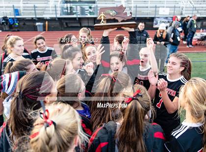 Thumbnail 2 in Winchester vs. Danvers (MIAA Division 2 North Final) photogallery.