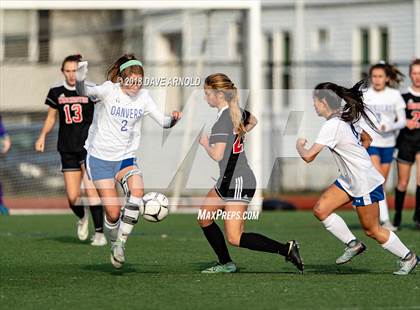 Thumbnail 2 in Winchester vs. Danvers (MIAA Division 2 North Final) photogallery.