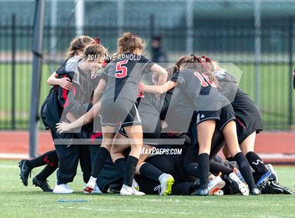 Thumbnail 2 in Winchester vs. Danvers (MIAA Division 2 North Final) photogallery.