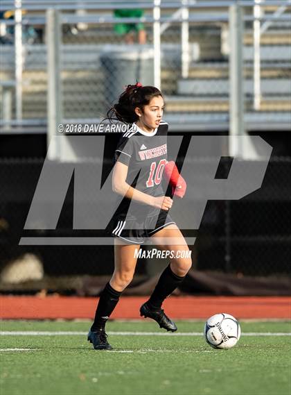 Thumbnail 2 in Winchester vs. Danvers (MIAA Division 2 North Final) photogallery.